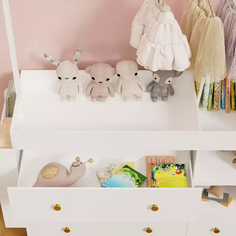 Commode à langer moderne, Table à langer pour bébé avec 3 tiroirs extra profonds, étagères de rangement et cintres