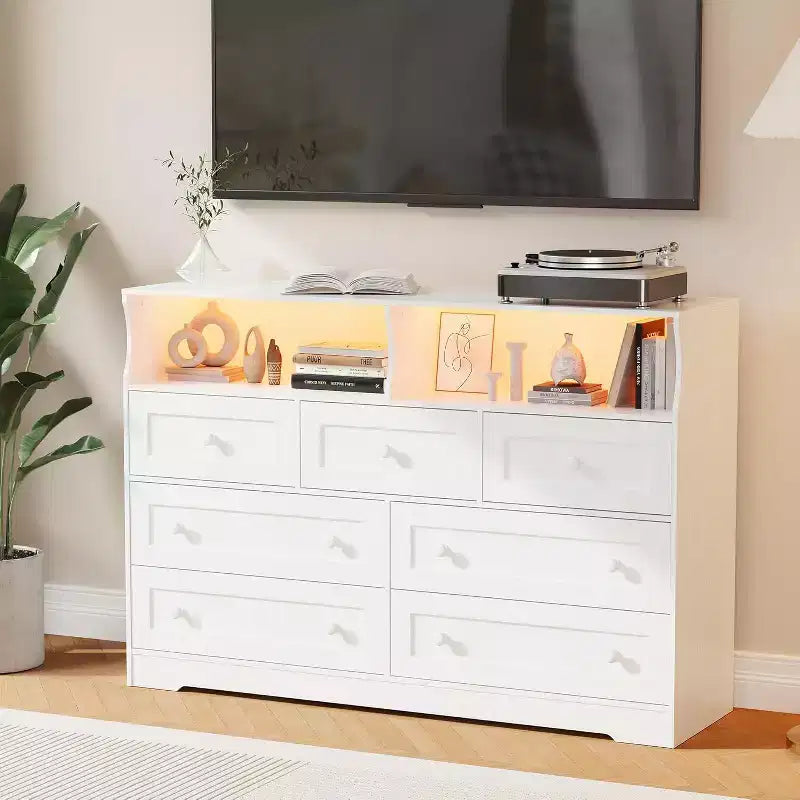 Commode en bois à 7 tiroirs - Commode moderne avec station de recharge USB et lumières LED, 2 casiers ouverts - Grande commode de chambre, Organisateur de rangement