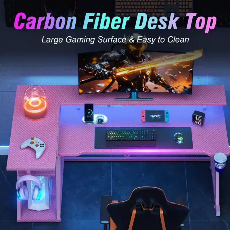 Bureau d'angle en L de 55 pouces pour jeux vidéo, rose, avec support pour écran, étagères de rangement à 3 niveaux, bureau de jeu moderne en fibre de carbone, configuration peu encombrante