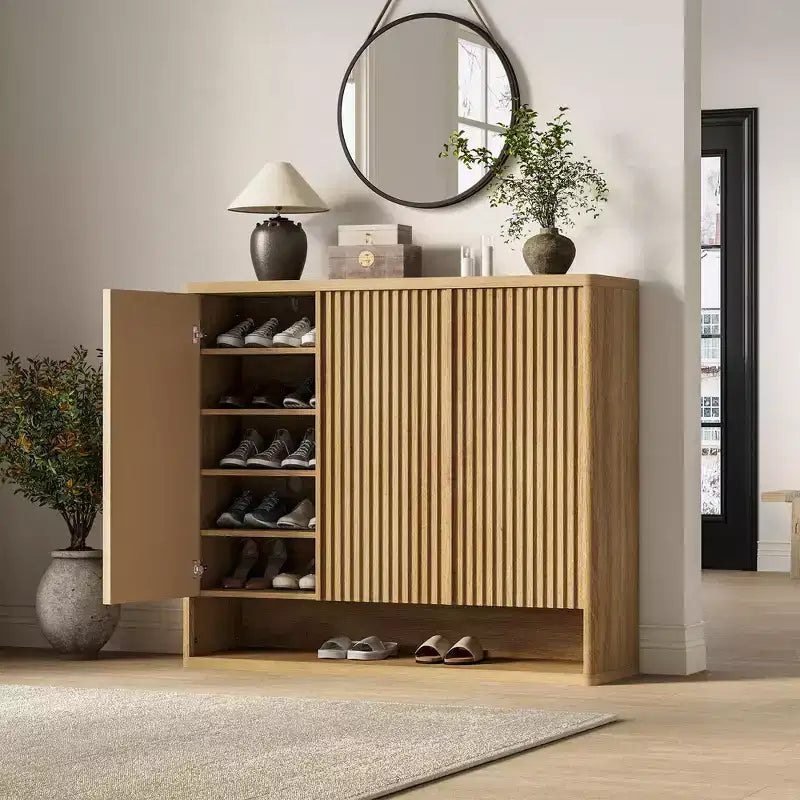 Meuble à chaussures avec porte cannelée, étagères réglables pour entrée, salon