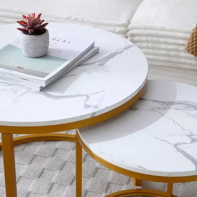 Lot de 2 tables basses gigognes – Plateau en marbre blanc et gris avec cadre doré, tables rondes en bois pour salon, chambre, table de chevet industrielle moderne
